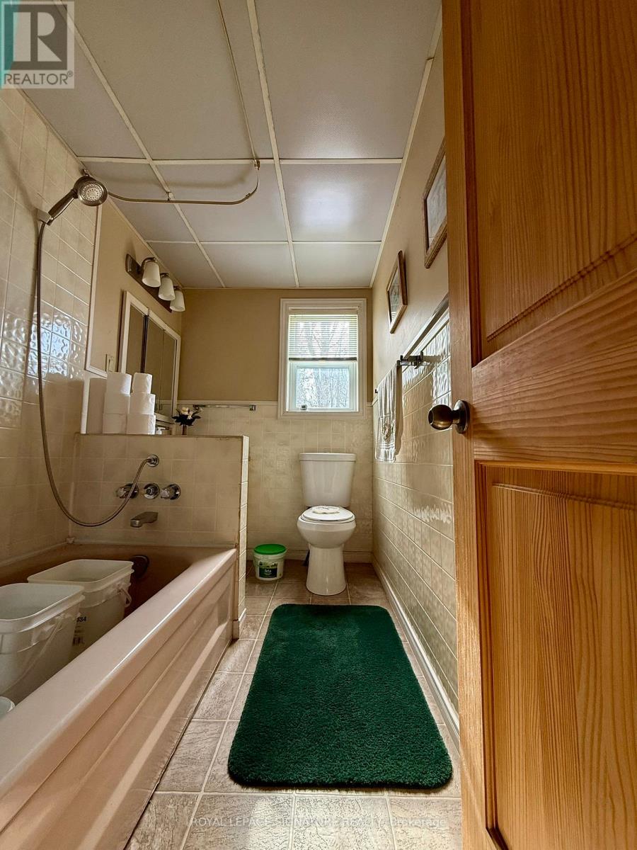 2644 Lakeshore Drive, Ramara, Ontario  L0K 1B0 - Photo 14 - S12839172