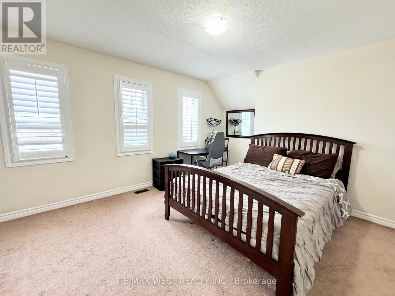 24 Maple Cider Street, Caledon, Ontario  L7C 4B8 - Photo 32 - W12859210