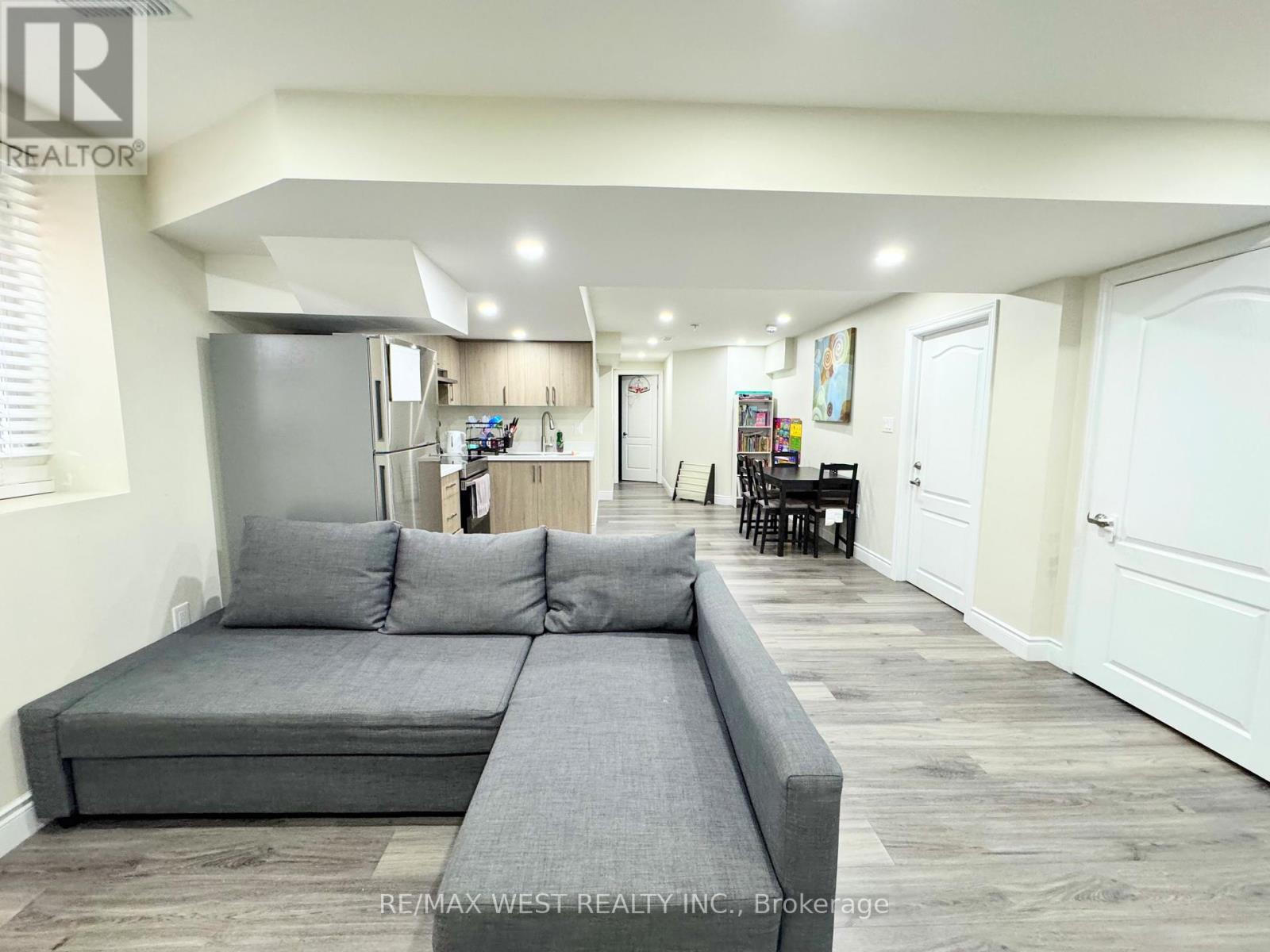 24 Maple Cider Street, Caledon, Ontario  L7C 4B8 - Photo 44 - W12859210