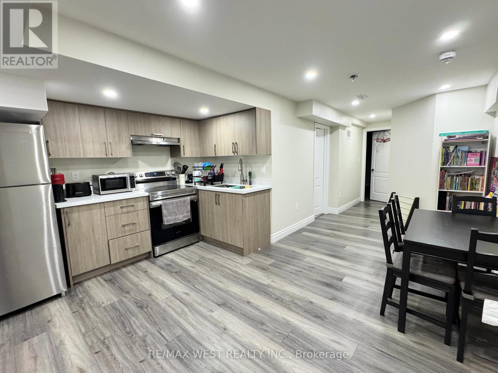 24 Maple Cider Street, Caledon, Ontario  L7C 4B8 - Photo 46 - W12859210