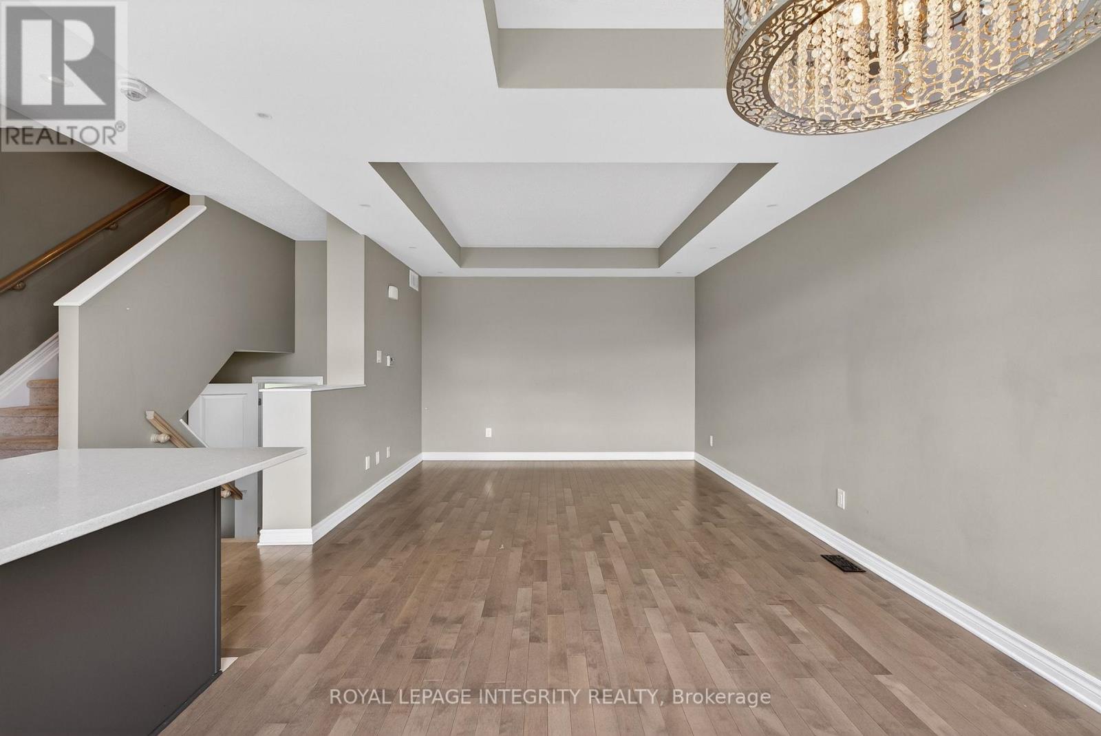 630 Lauraleaf Crescent, Ottawa, Ontario  K2J 6G9 - Photo 12 - X12858634