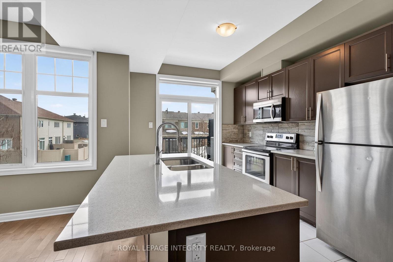 630 Lauraleaf Crescent, Ottawa, Ontario  K2J 6G9 - Photo 9 - X12858634