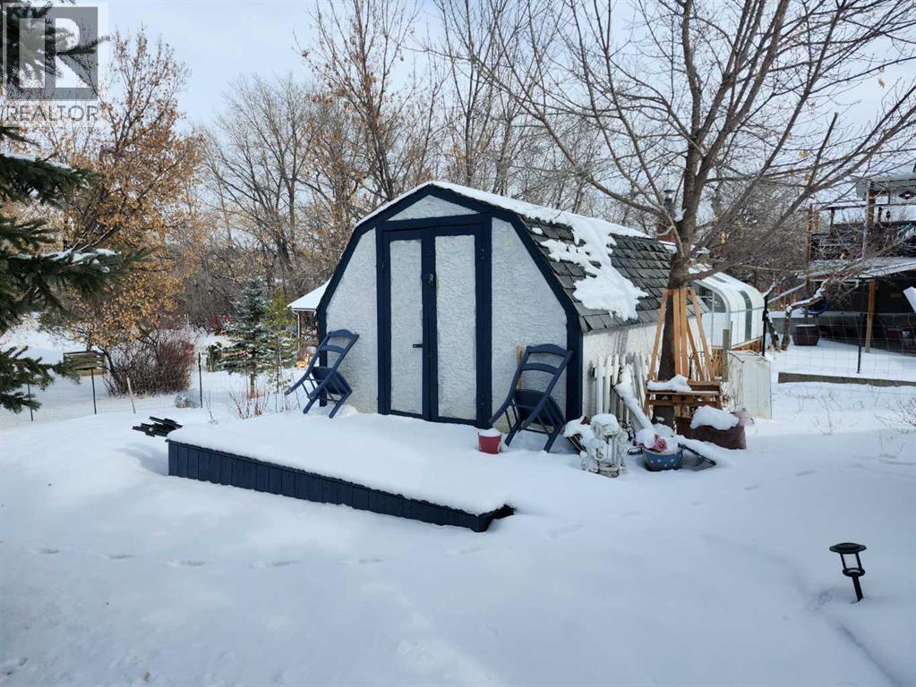 2070 Newcastle Trail, Drumheller, Alberta  T0J 0Y2 - Photo 38 - A2290857