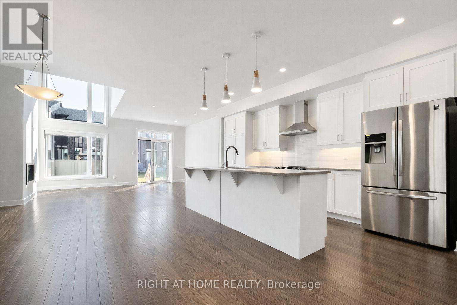 180 Hawkeswood Drive, Ottawa, Ontario  K4M 0E6 - Photo 2 - X12859732