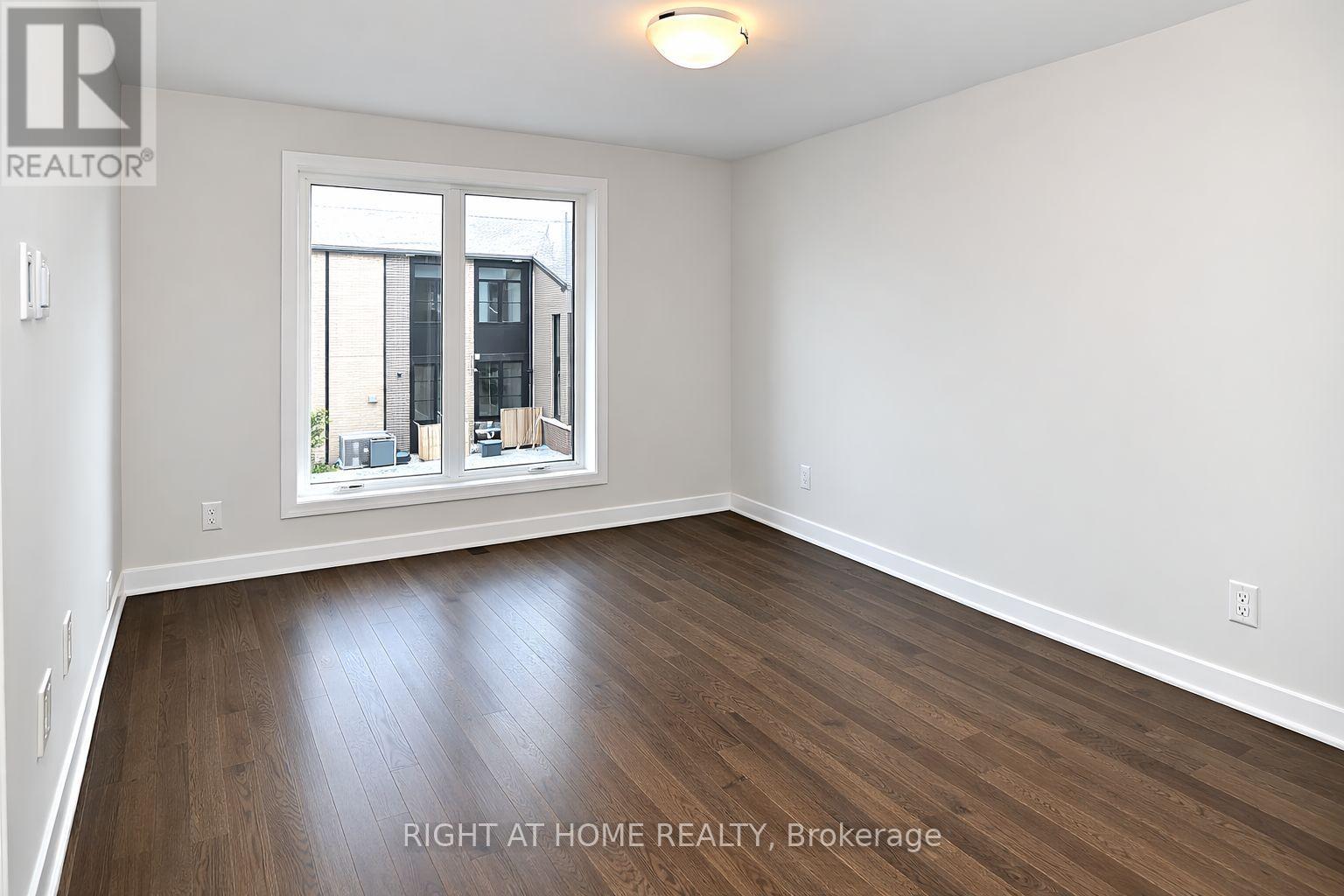 180 Hawkeswood Drive, Ottawa, Ontario  K4M 0E6 - Photo 6 - X12859732