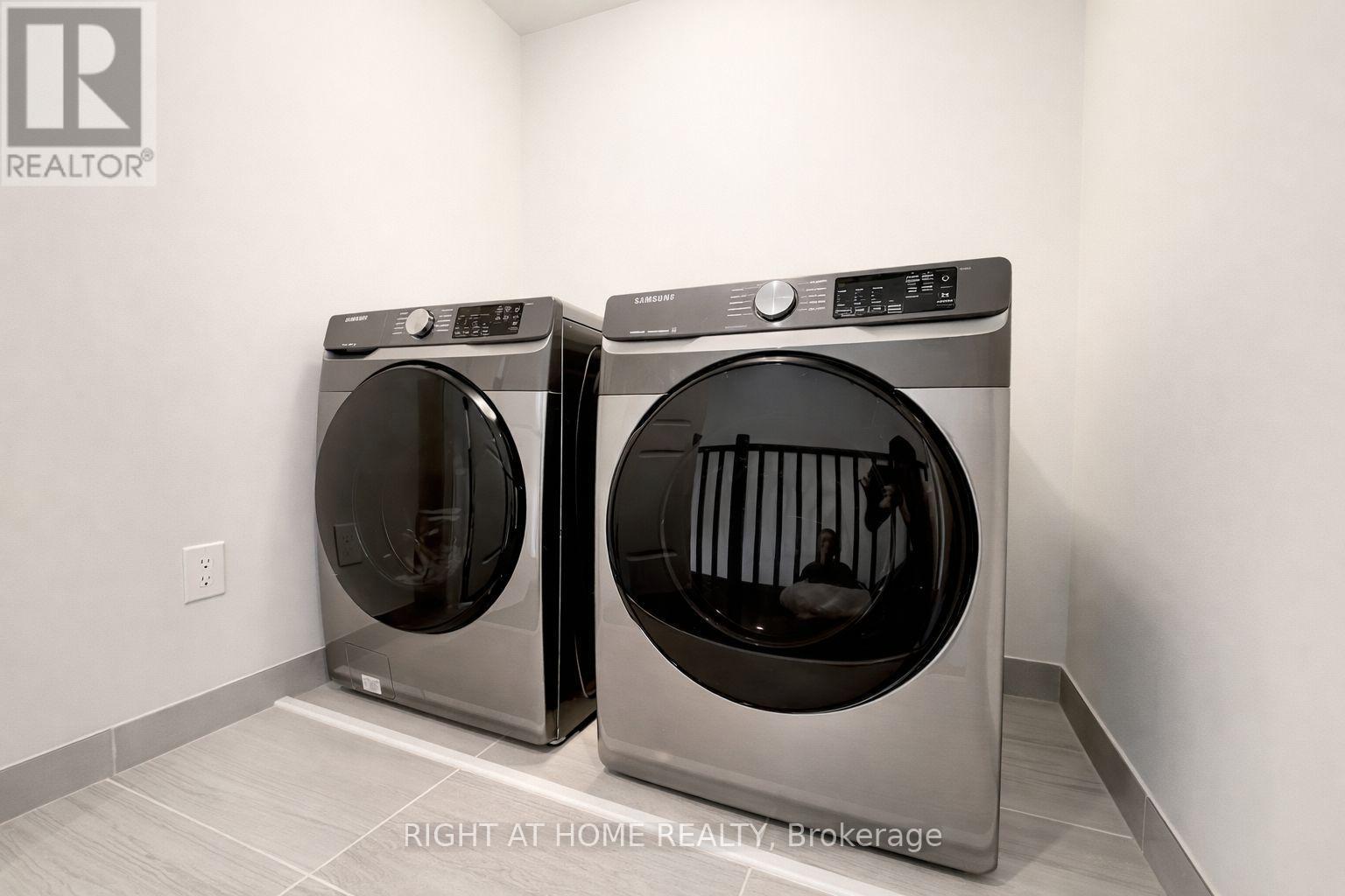 180 Hawkeswood Drive, Ottawa, Ontario  K4M 0E6 - Photo 9 - X12859732