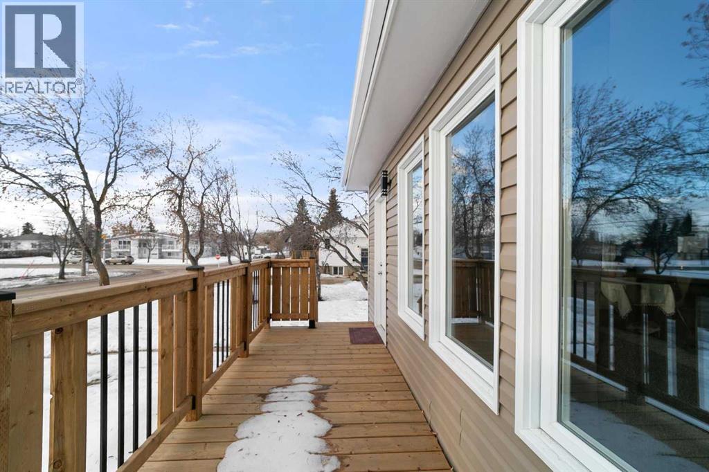 5214 53 Avenue, Camrose, Alberta  T4V 0Y7 - Photo 6 - A2279449