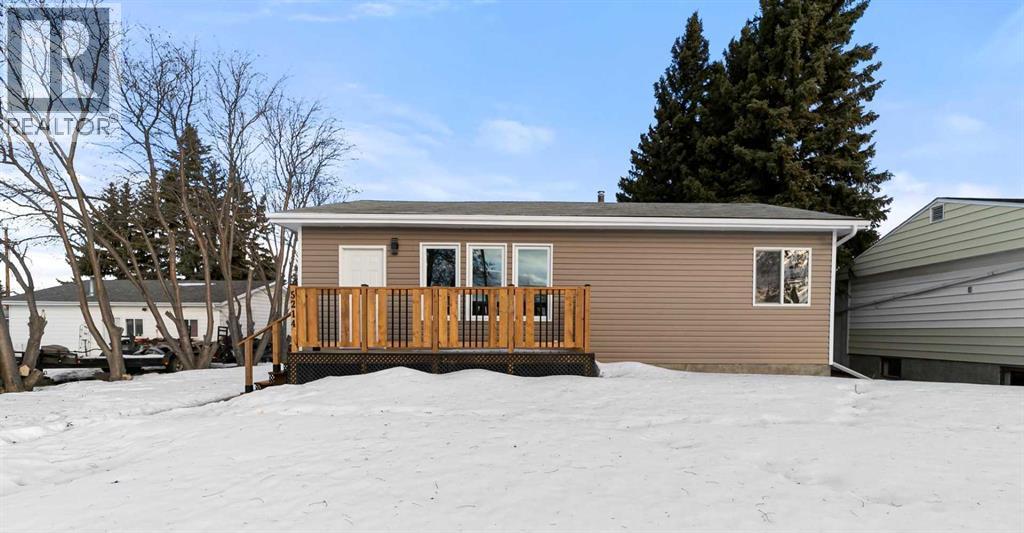 5214 53 Avenue, Camrose, Alberta  T4V 0Y7 - Photo 1 - A2279449