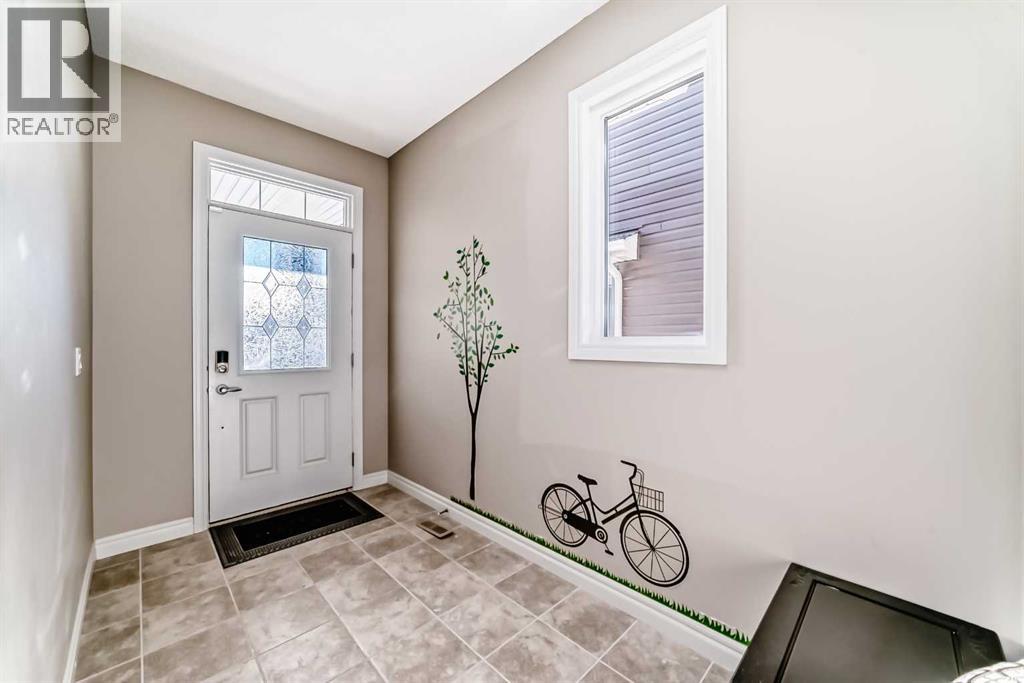 2159 Hillcrest Green Sw, Airdrie, Alberta  T4B 3W1 - Photo 3 - A2278444