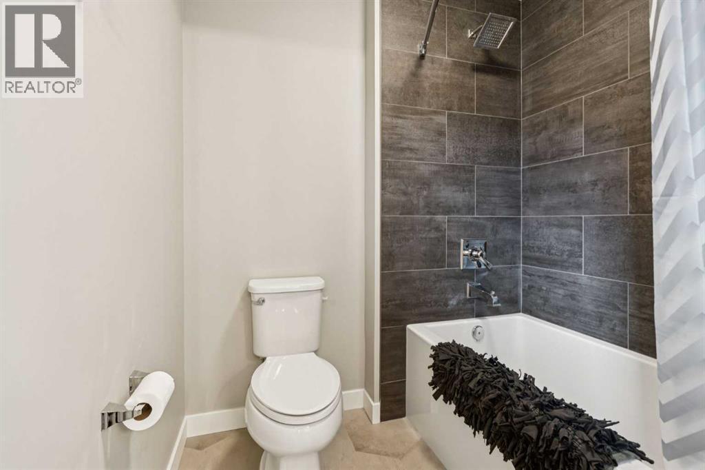 17 Cranbrook Circle Se, Calgary, Alberta  T3M 2J5 - Photo 33 - A2288102