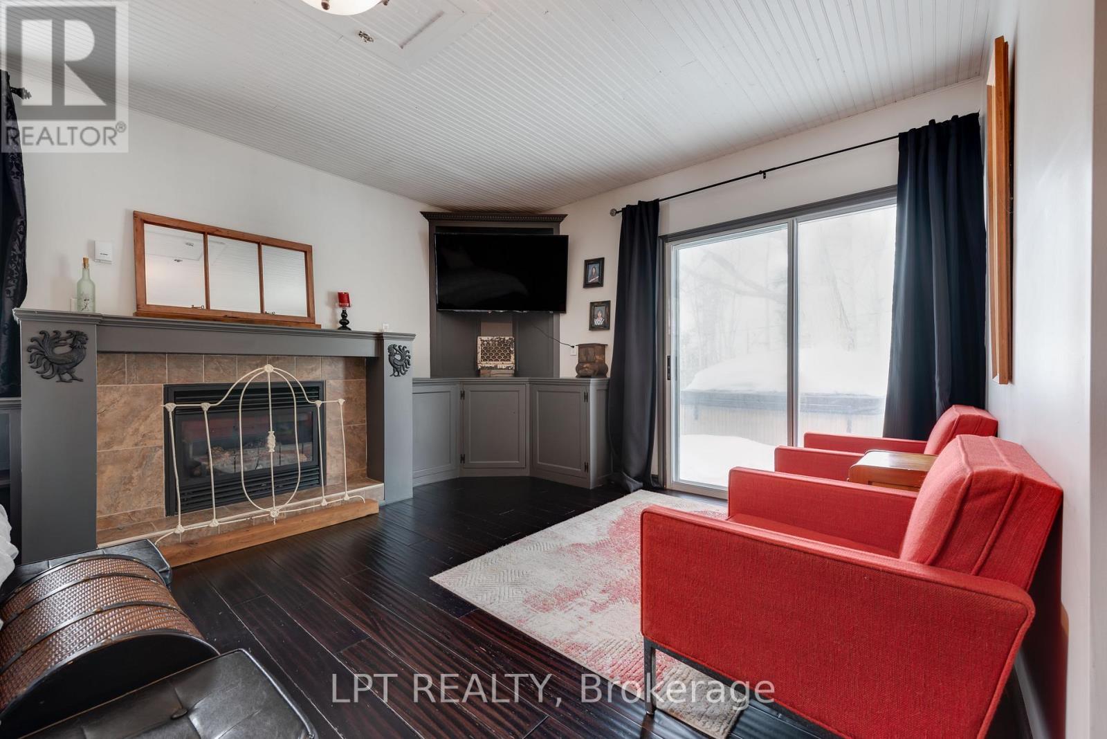 3923 Guest Road, Innisfil, Ontario  L9S 2T2 - Photo 14 - N12859734