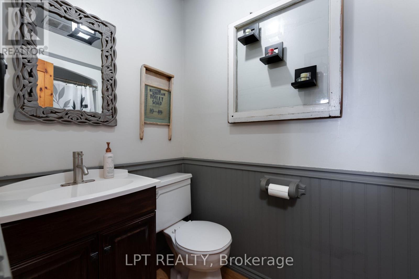 3923 Guest Road, Innisfil, Ontario  L9S 2T2 - Photo 16 - N12859734