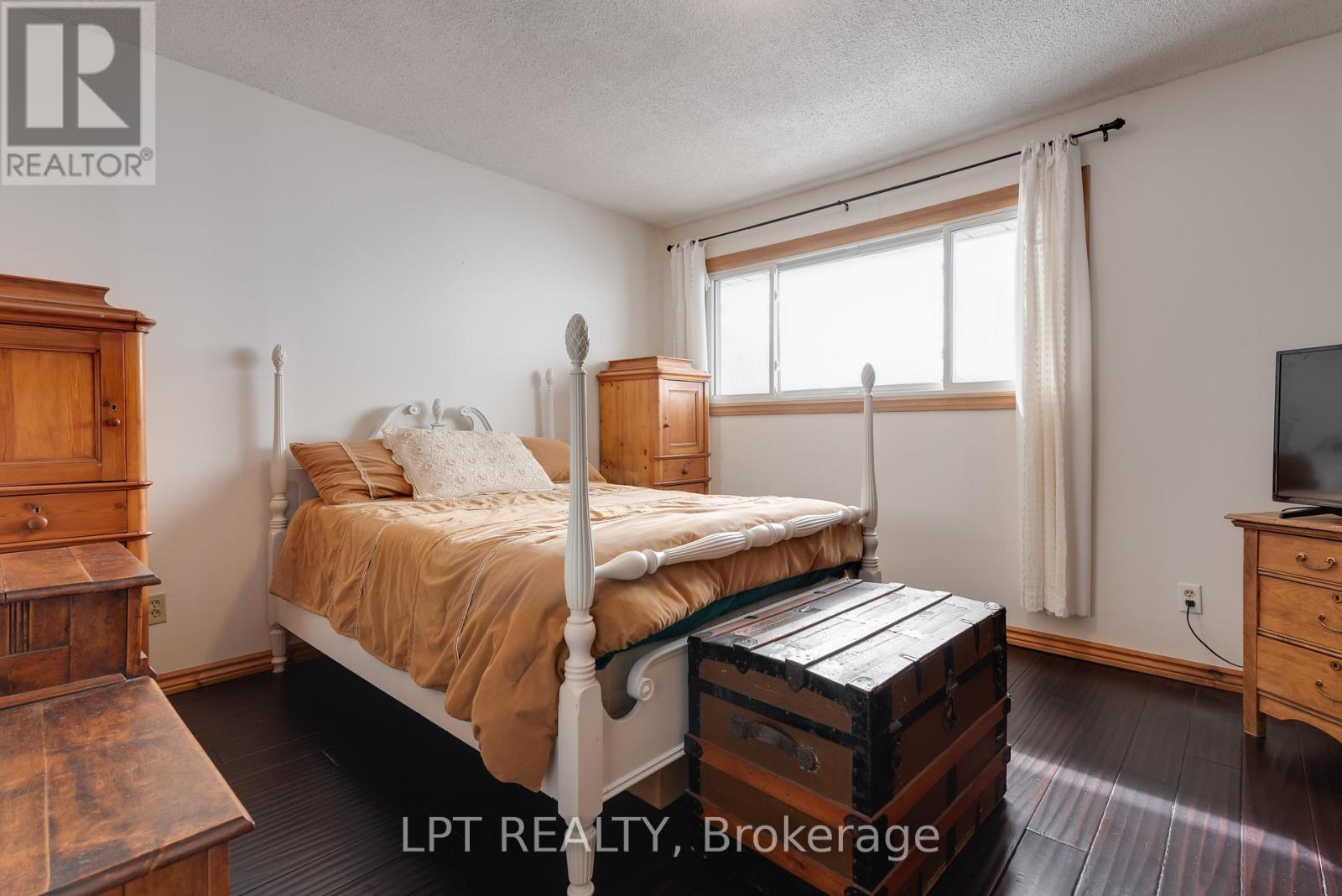 3923 Guest Road, Innisfil, Ontario  L9S 2T2 - Photo 19 - N12859734