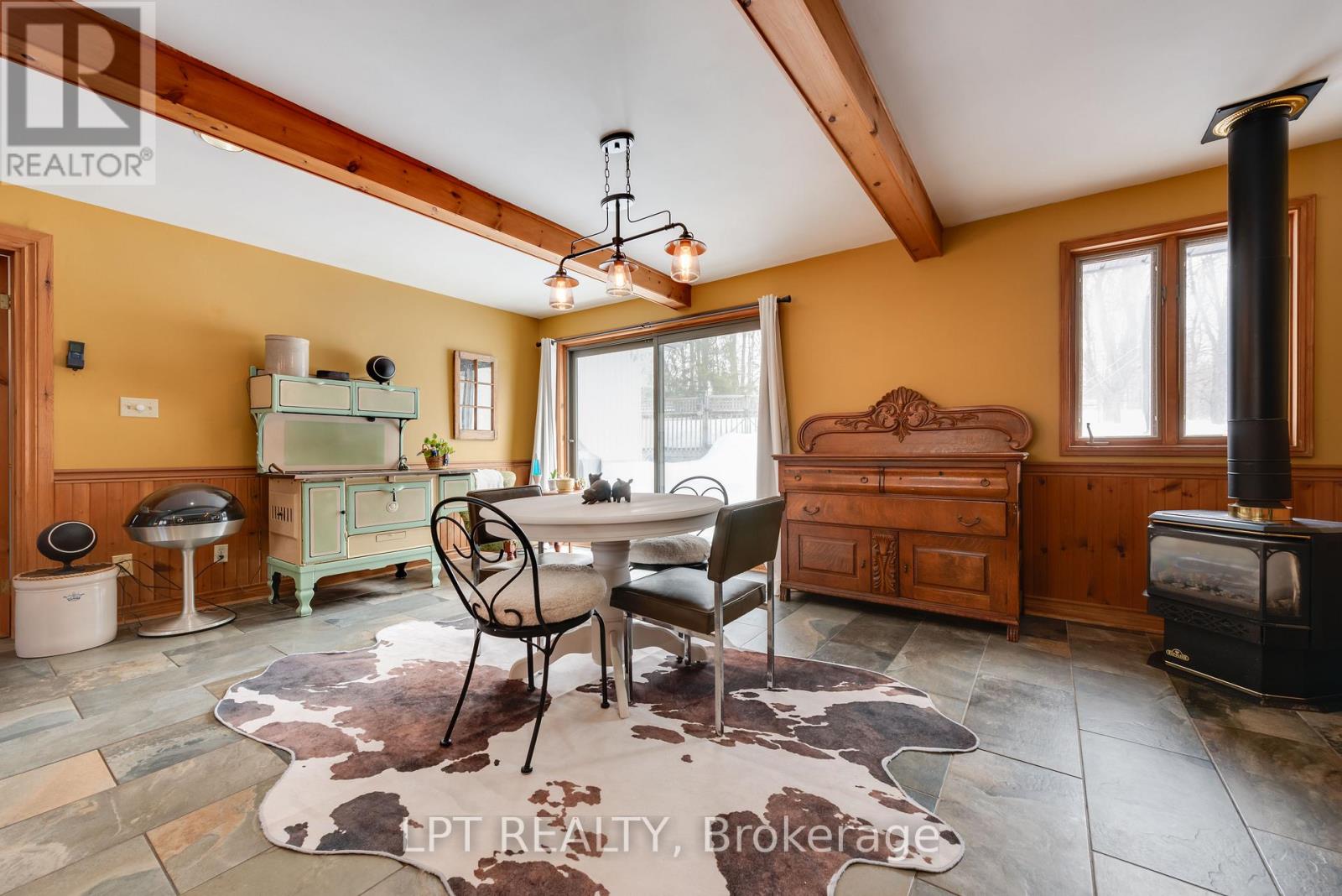 3923 Guest Road, Innisfil, Ontario  L9S 2T2 - Photo 5 - N12859734