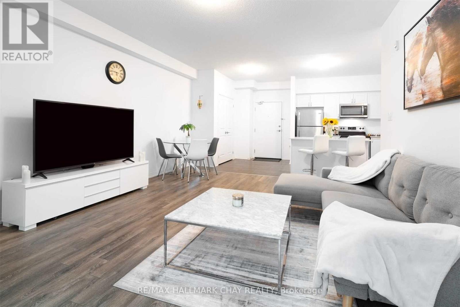 403 - 304 Essa Road, Barrie, Ontario  L9J 0H4 - Photo 5 - S12859728