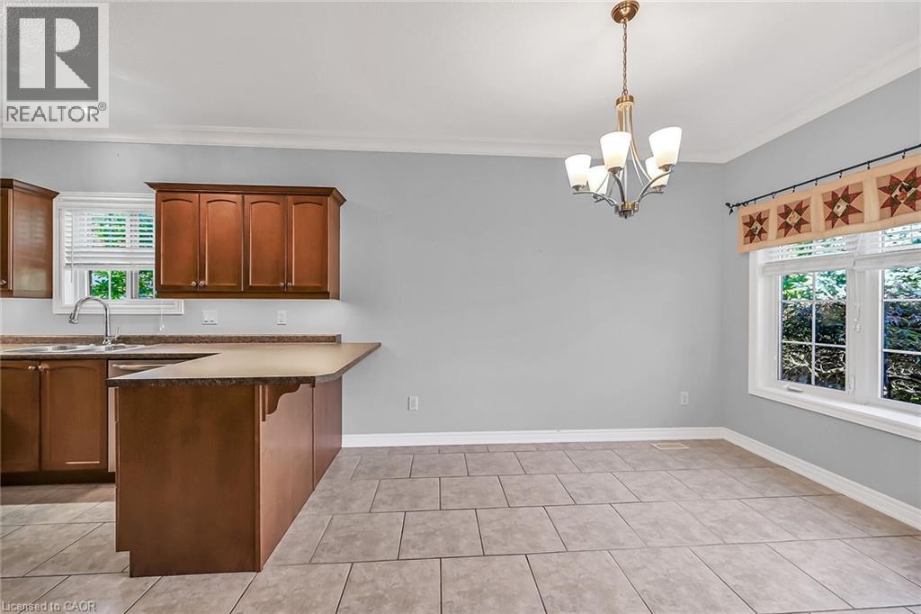 139 Stirling Street, Caledonia, Ontario  N3W 0A4 - Photo 5 - 40771939