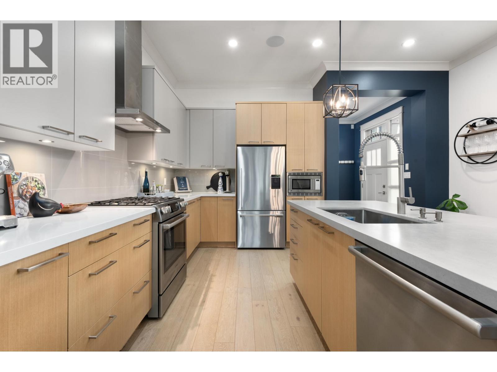 4959 Cedar Springs Drive, Tsawwassen, British Columbia  V4M 0A7 - Photo 3 - R3093300