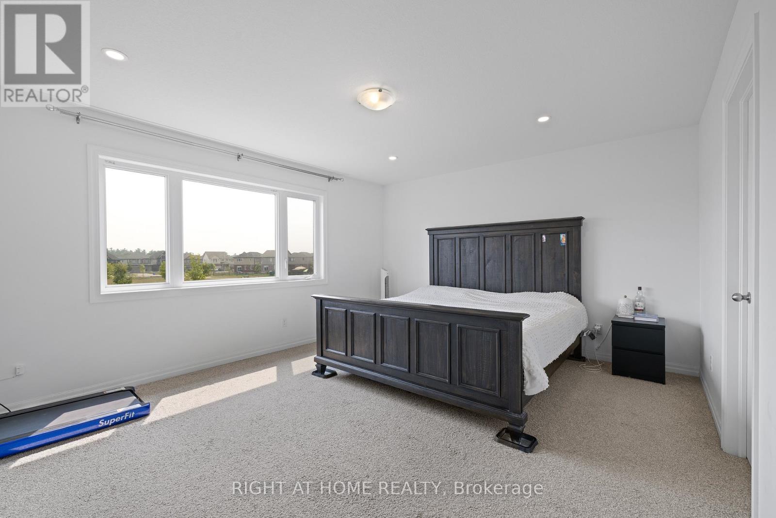 139 Freure Drive, Cambridge, Ontario  N1S 0A2 - Photo 25 - X12859738