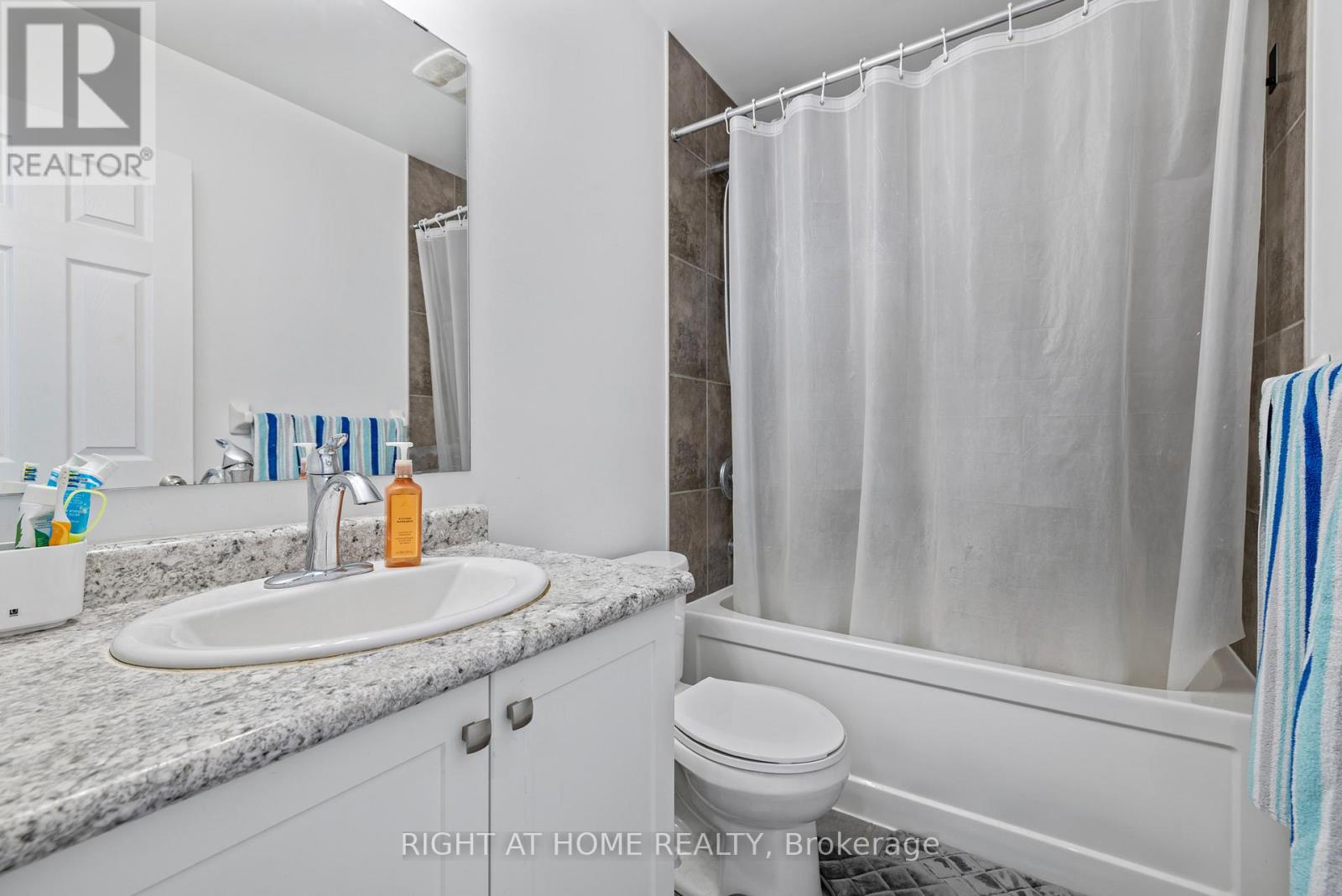 139 Freure Drive, Cambridge, Ontario  N1S 0A2 - Photo 33 - X12859738