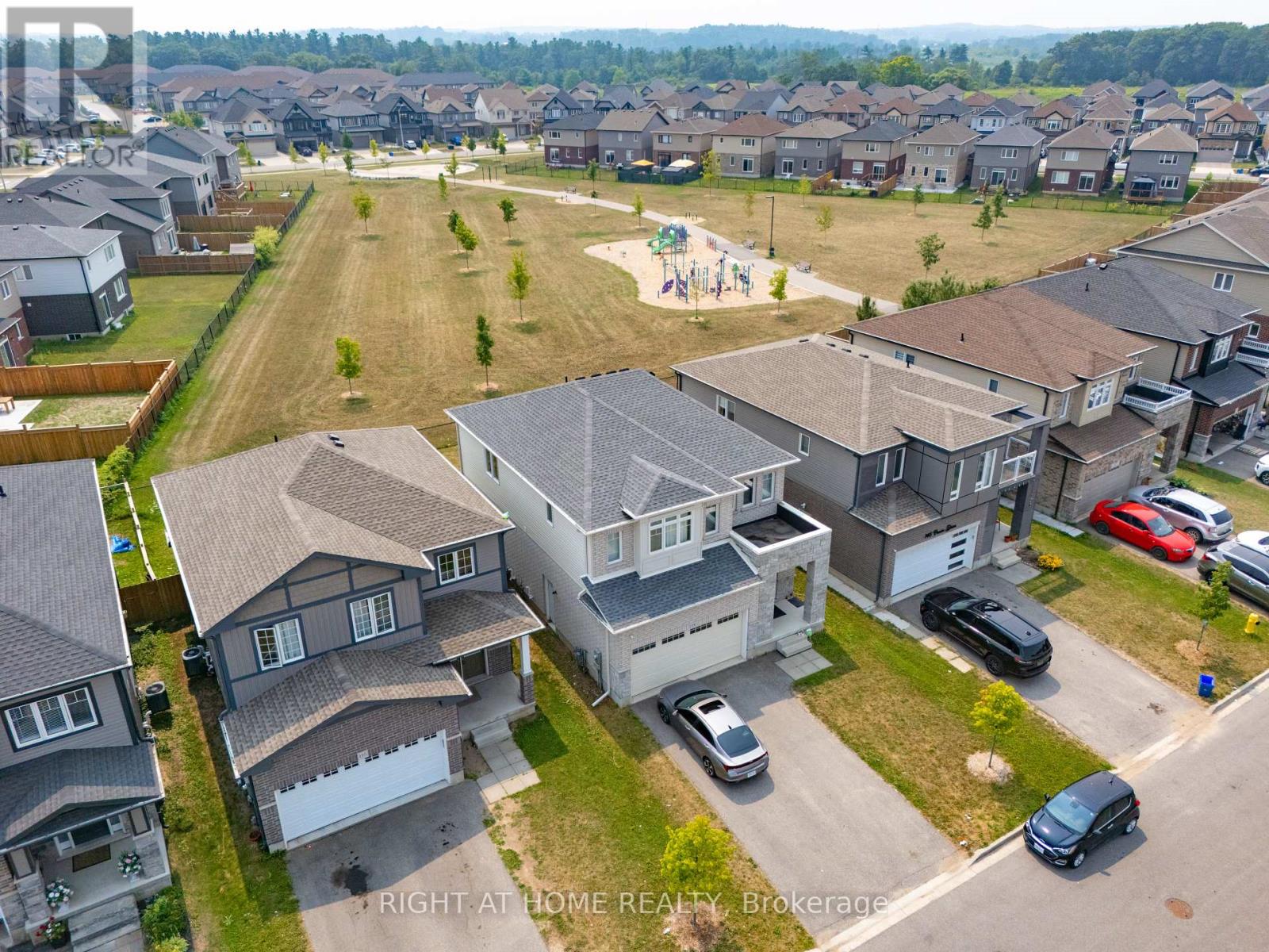 139 Freure Drive, Cambridge, Ontario  N1S 0A2 - Photo 39 - X12859738