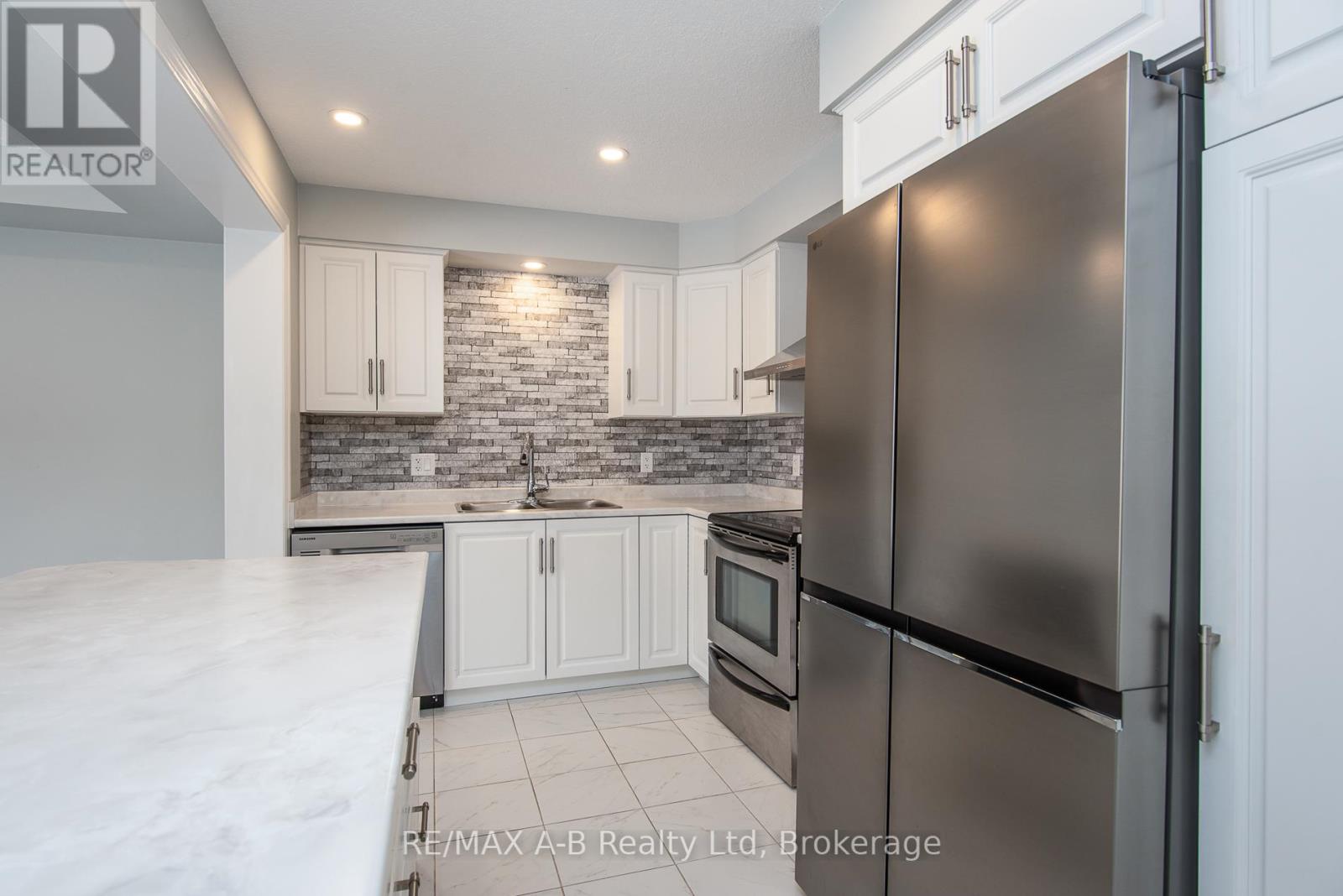 45 Robertson Drive, Stratford, Ontario  N5A 0J6 - Photo 19 - X12859364