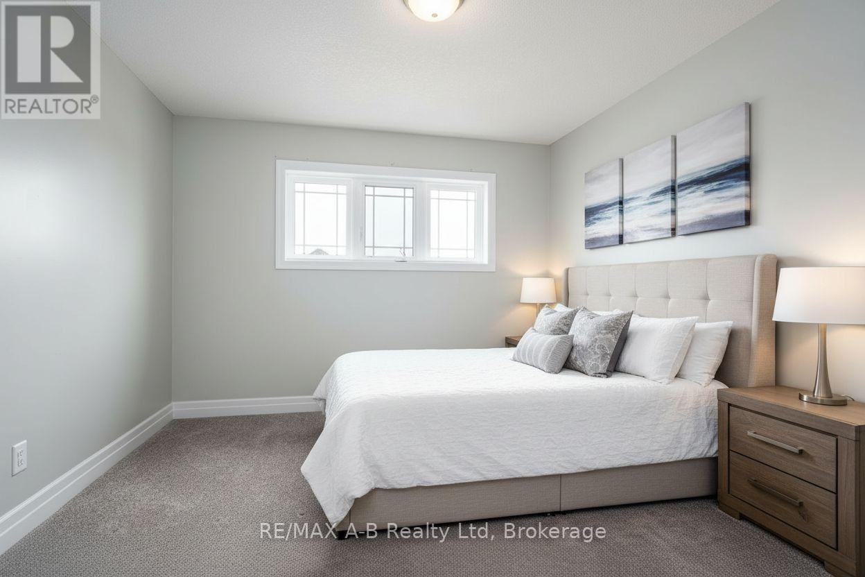 45 Robertson Drive, Stratford, Ontario  N5A 0J6 - Photo 26 - X12859364