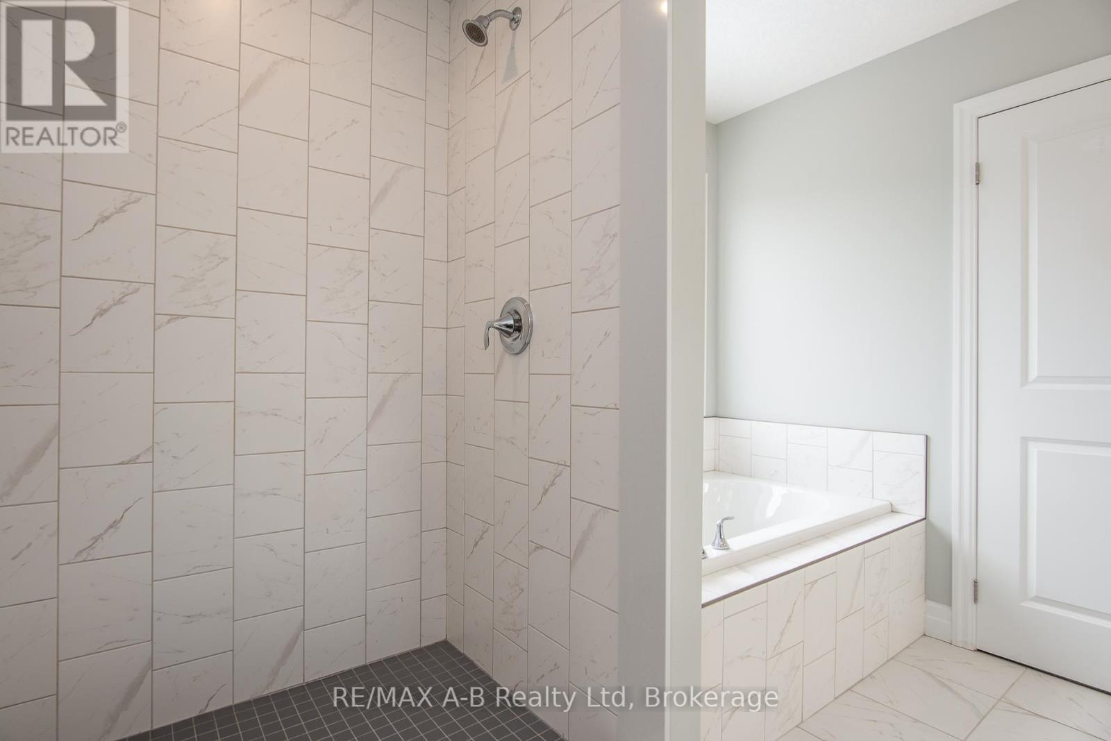 45 Robertson Drive, Stratford, Ontario  N5A 0J6 - Photo 30 - X12859364