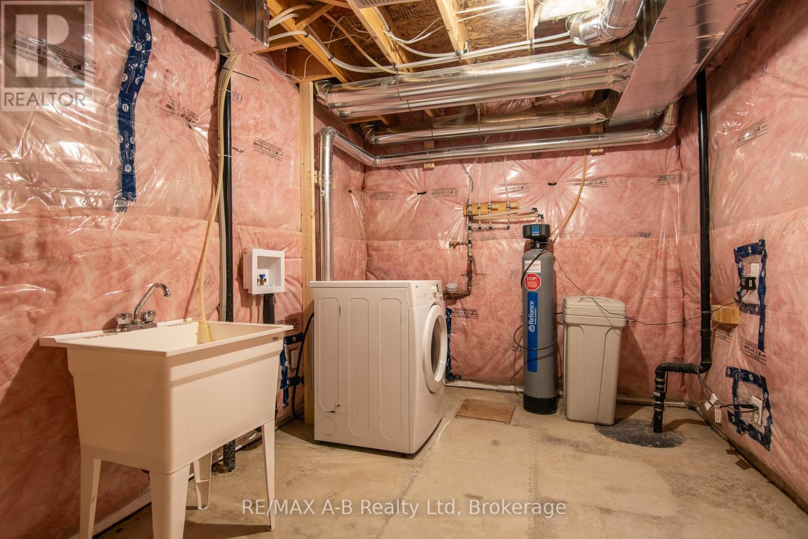 45 Robertson Drive, Stratford, Ontario  N5A 0J6 - Photo 39 - X12859364