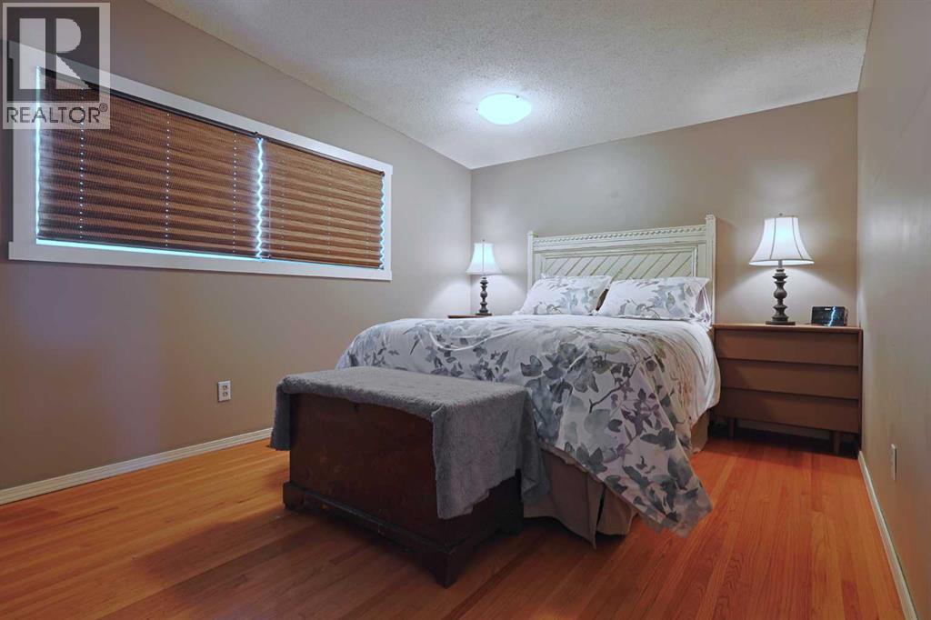 5219 Brisebois Drive Nw, Calgary, Alberta  T2L 2G7 - Photo 15 - A2288012