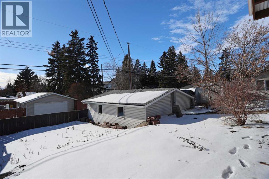 5219 Brisebois Drive Nw, Calgary, Alberta  T2L 2G7 - Photo 34 - A2288012