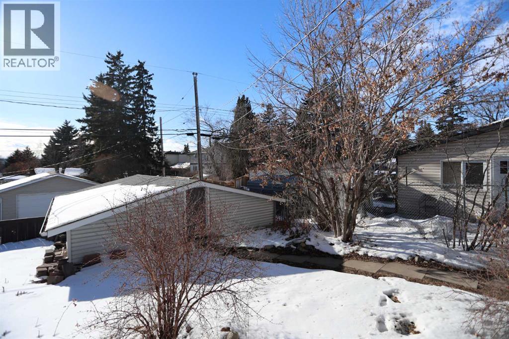 5219 Brisebois Drive Nw, Calgary, Alberta  T2L 2G7 - Photo 33 - A2288012