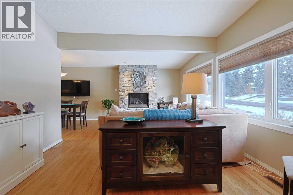 5219 Brisebois Drive Nw, Calgary, Alberta  T2L 2G7 - Photo 7 - A2288012