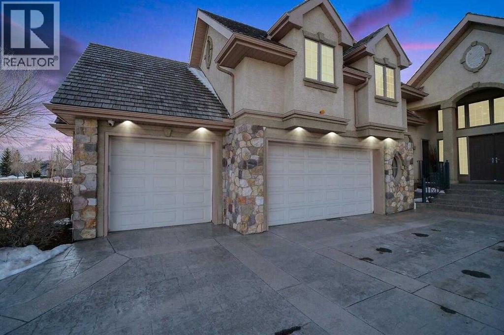 8 Mt Douglas Point Se, Calgary, Alberta  T2Z 3J6 - Photo 2 - A2290770