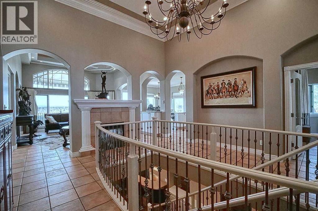 8 Mt Douglas Point Se, Calgary, Alberta  T2Z 3J6 - Photo 5 - A2290770