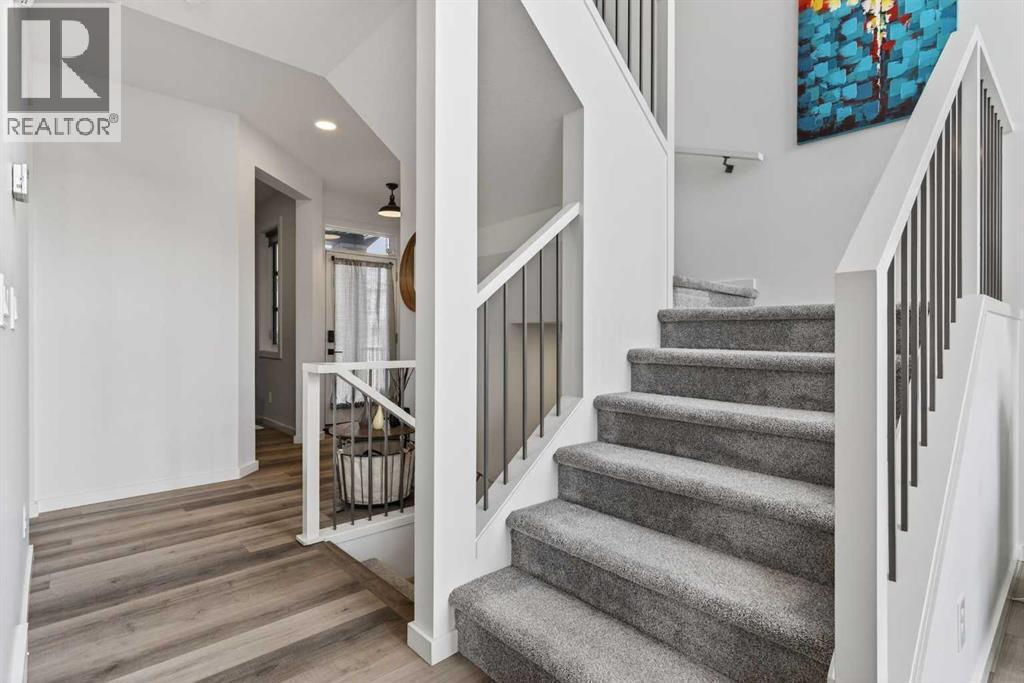 162 Belmont Crescent Sw, Calgary, Alberta  T2X 4N6 - Photo 5 - A2288451