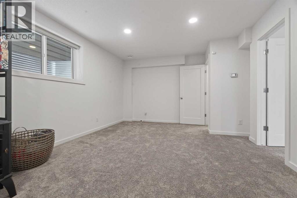162 Belmont Crescent Sw, Calgary, Alberta  T2X 4N6 - Photo 33 - A2288451