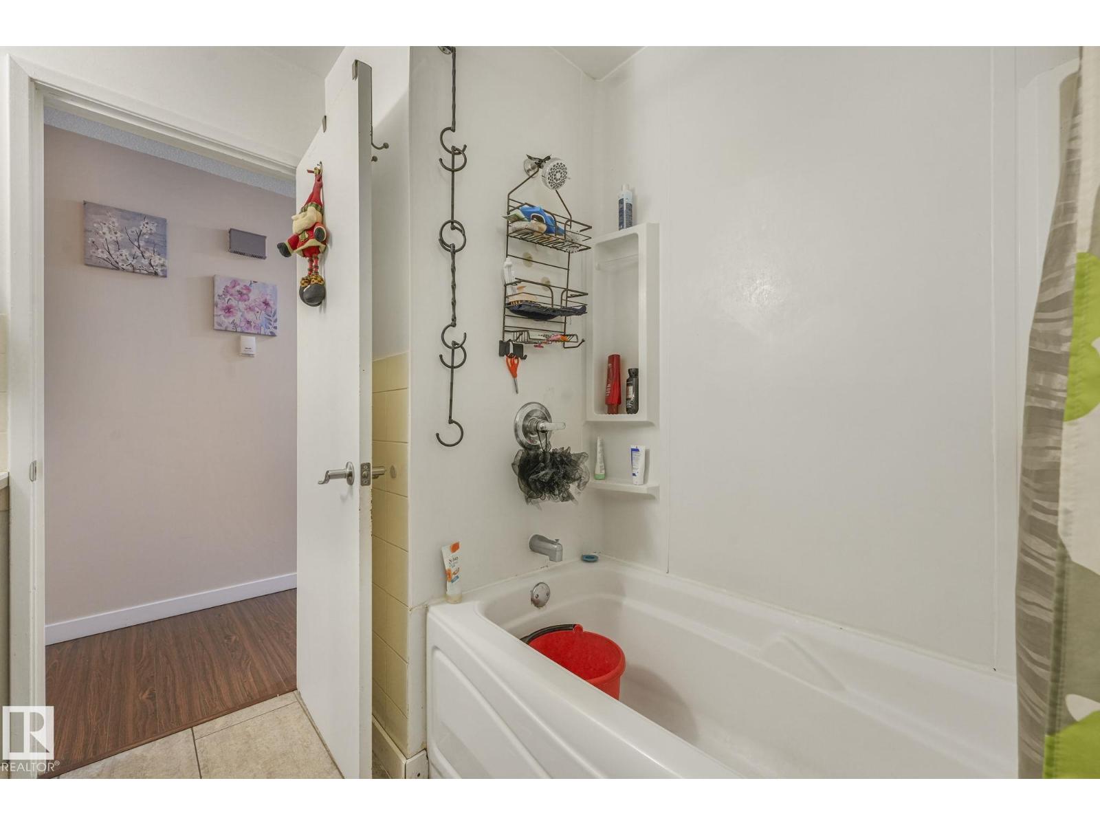 10418-20 147 St Nw Nw, Edmonton, Alberta  T5N 3C5 - Photo 26 - E4476429