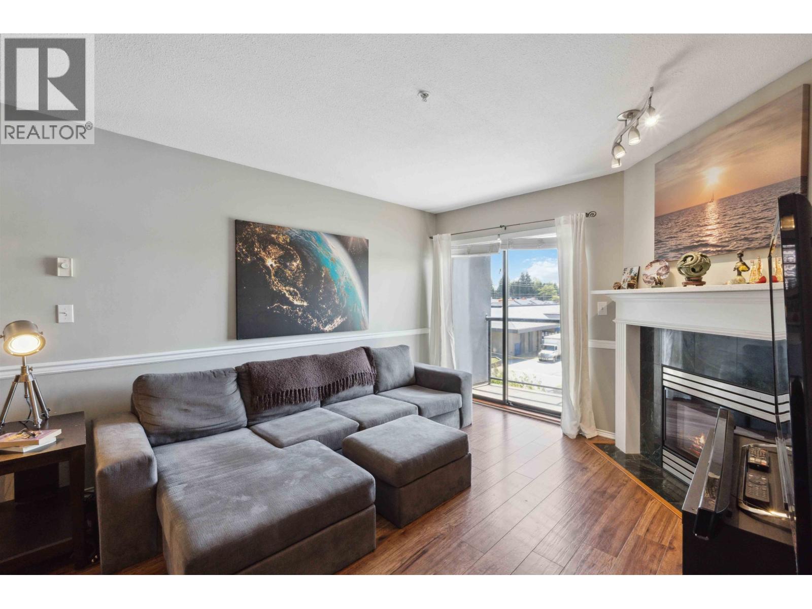 402 12025 207a Street, Maple Ridge, British Columbia  V2X 0R3 - Photo 3 - R3078034