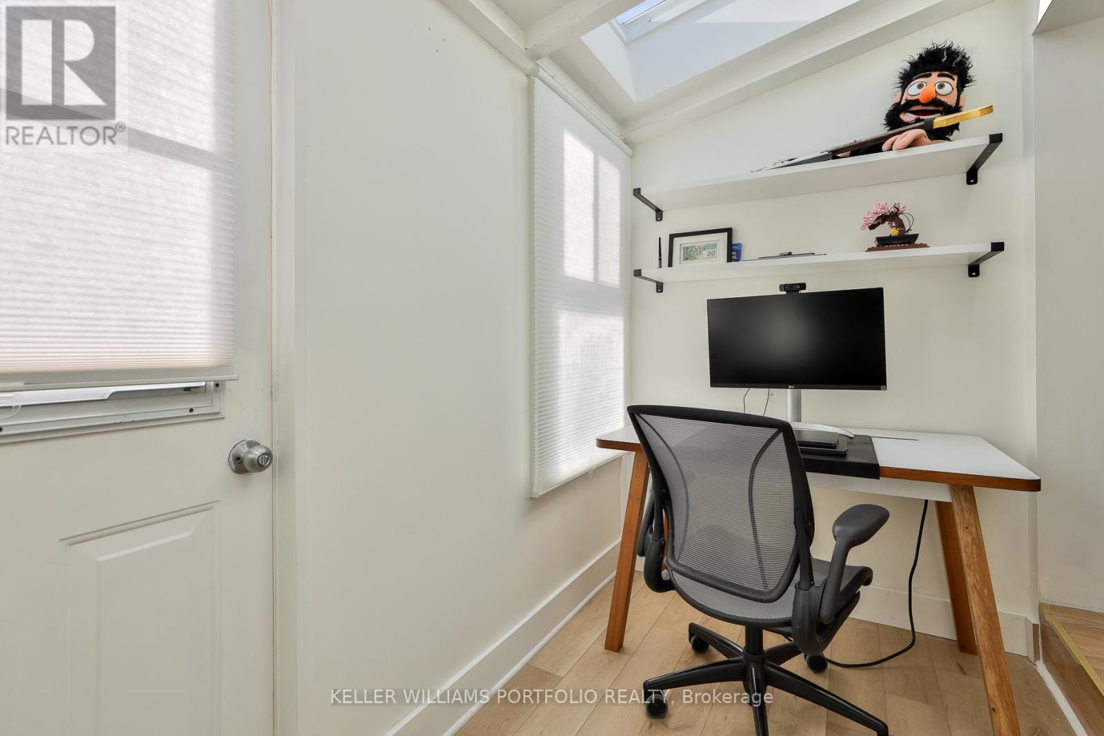 20 Uxbridge Avenue, Toronto (Weston-Pellam Park), Ontario  M6N 2Y2 - Photo 17 - W12859748