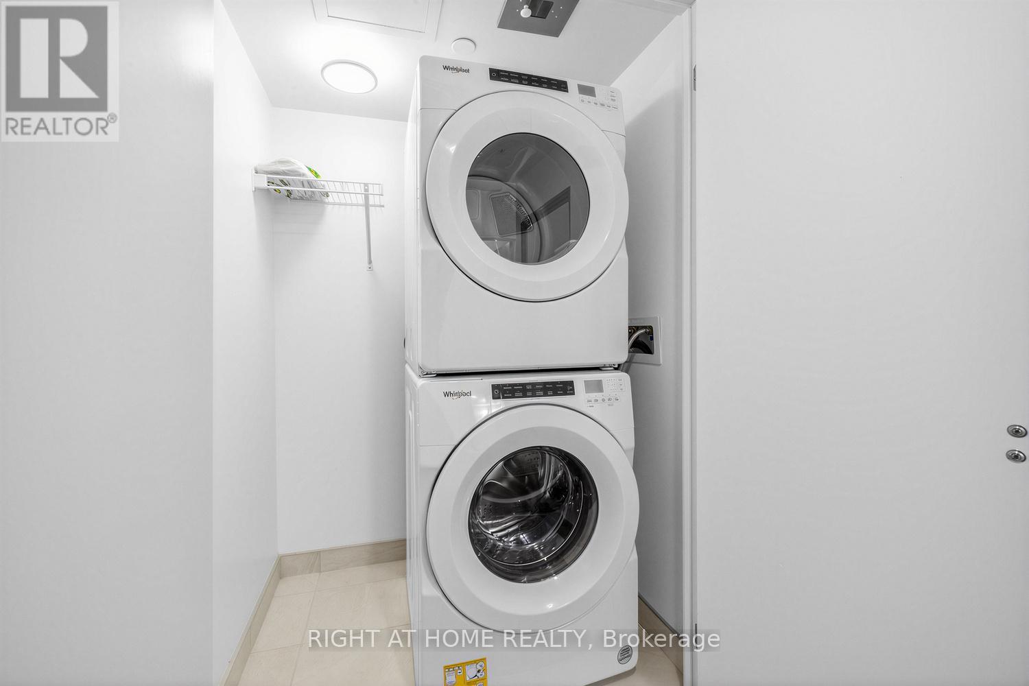 1404 - 30 Samuel Wood Way, Toronto (Islington-City Centre West), Ontario  M9B 0C9 - Photo 17 - W12820740