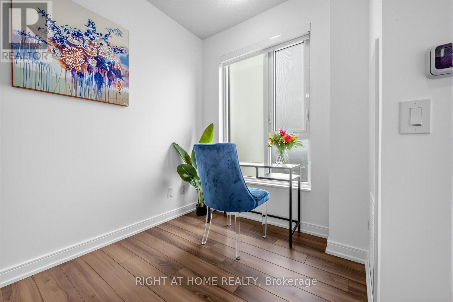 1404 - 30 Samuel Wood Way, Toronto (Islington-City Centre West), Ontario  M9B 0C9 - Photo 12 - W12820740