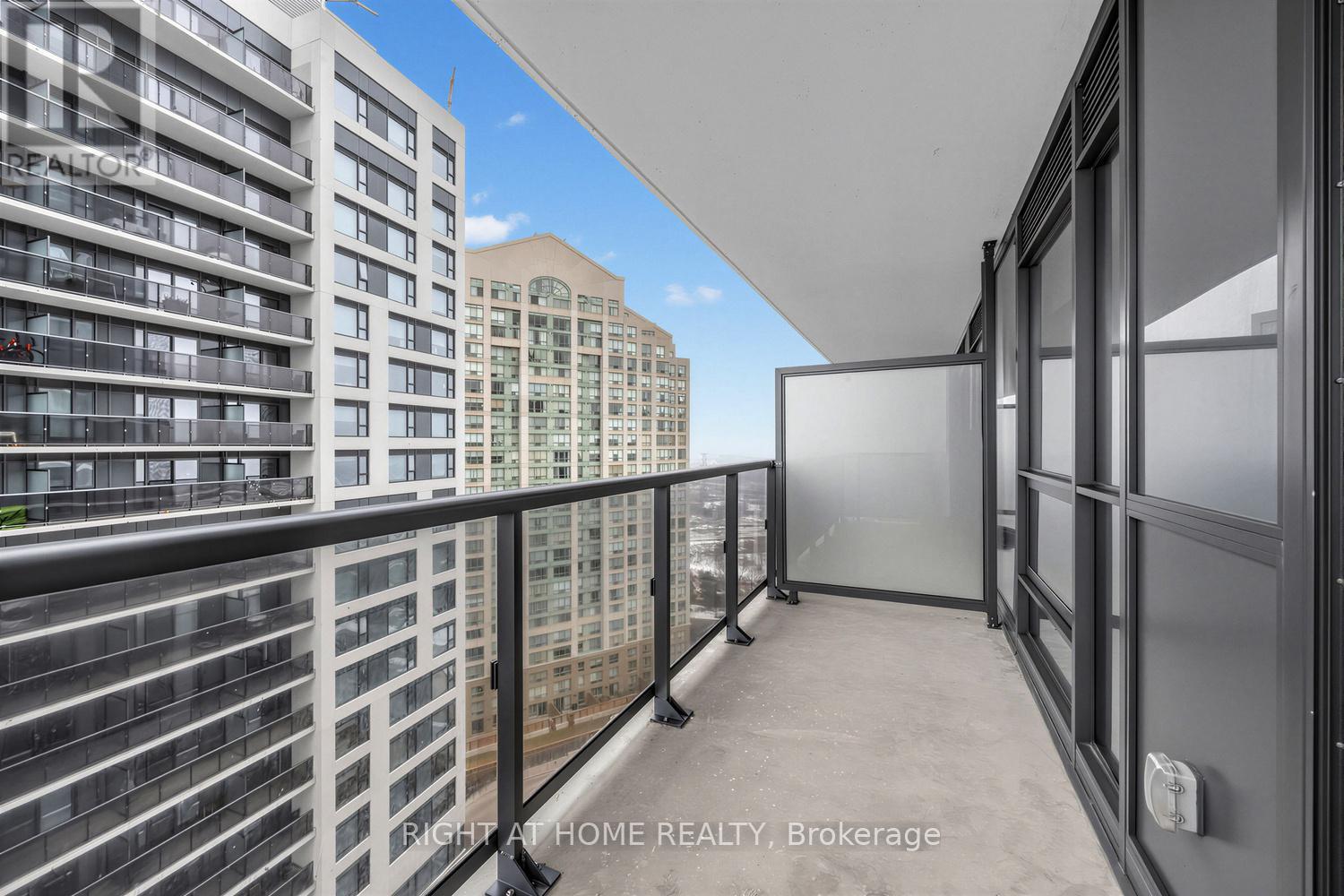 1404 - 30 Samuel Wood Way, Toronto (Islington-City Centre West), Ontario  M9B 0C9 - Photo 18 - W12820740