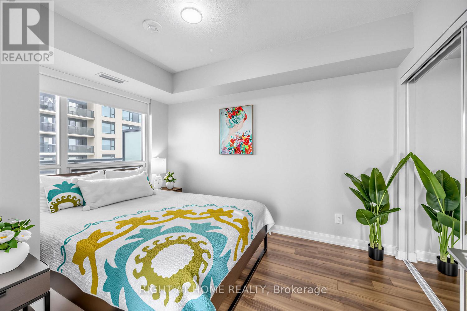 1404 - 30 Samuel Wood Way, Toronto (Islington-City Centre West), Ontario  M9B 0C9 - Photo 7 - W12820740