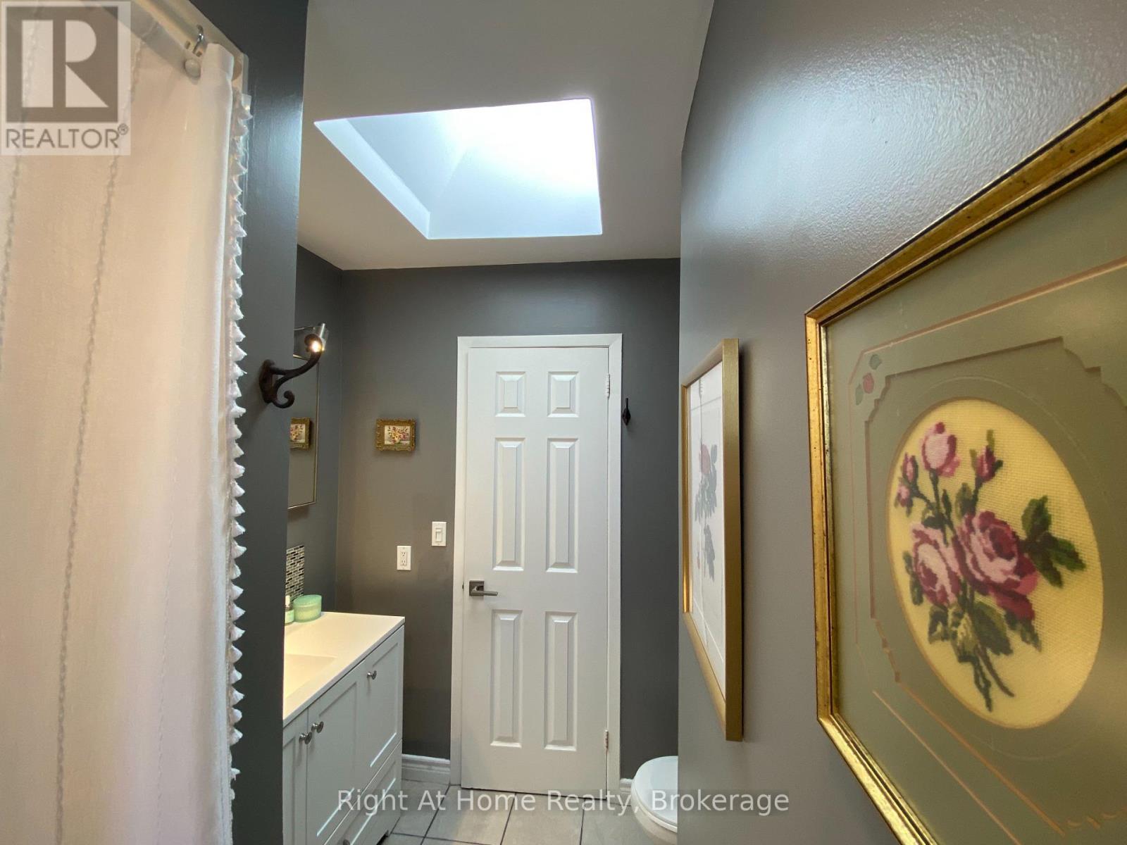 5224 Verhoeven Road, Burlington (Appleby), Ontario  L7L 3A9 - Photo 19 - W12806674