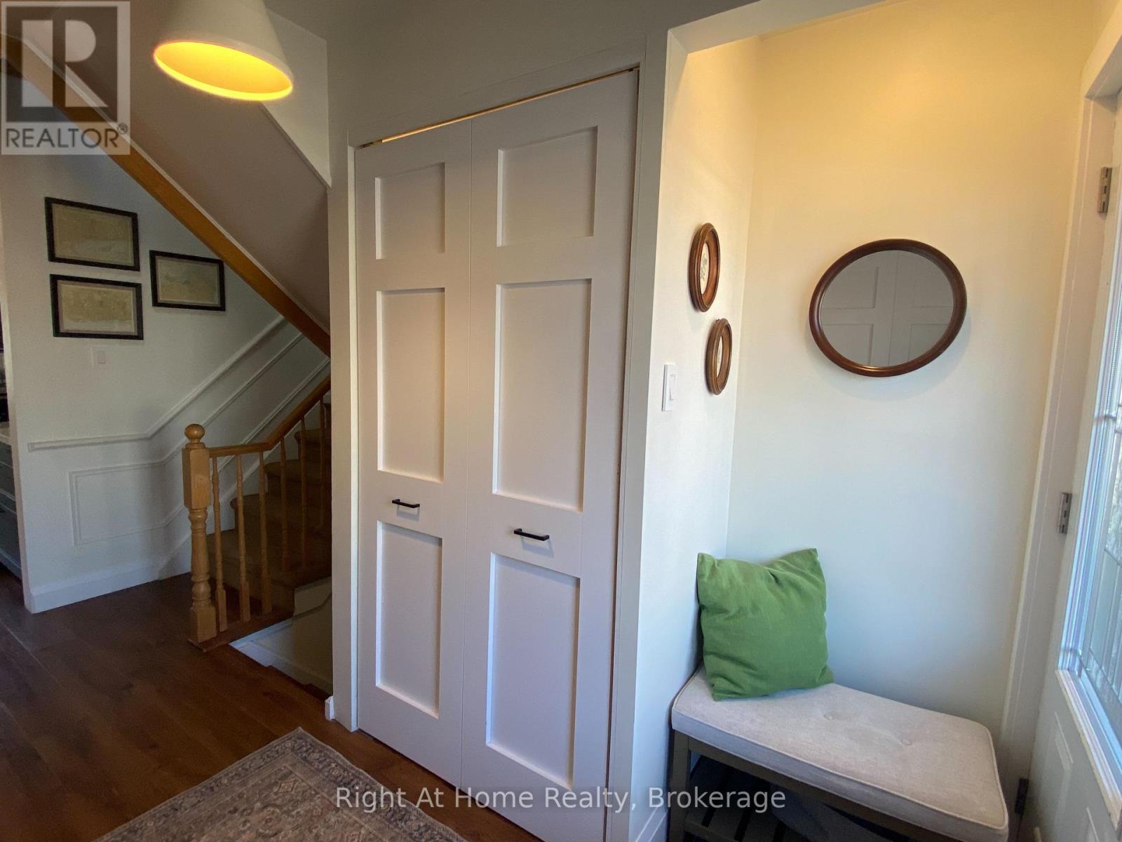 5224 Verhoeven Road, Burlington (Appleby), Ontario  L7L 3A9 - Photo 5 - W12806674