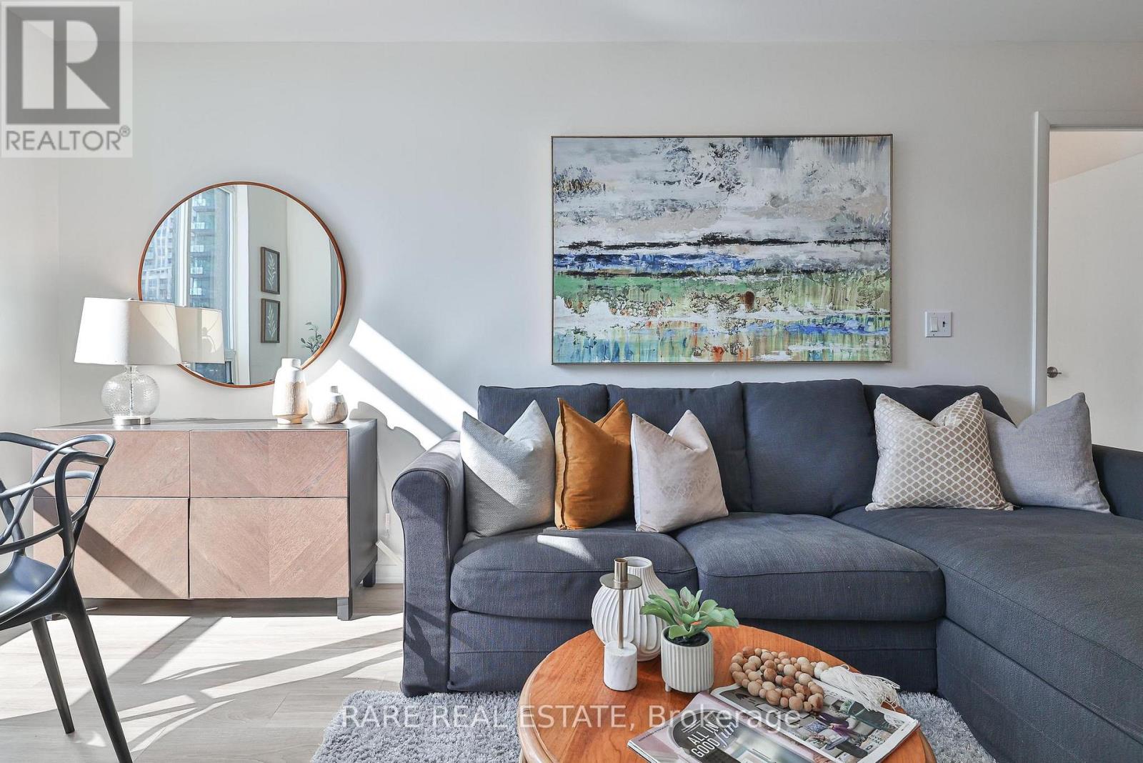 233 - 231 FORT YORK BOULEVARD, Toronto, Ontario