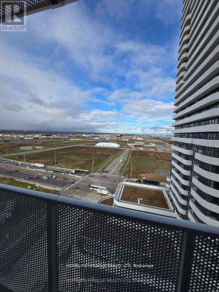 2112 - 195 Commerce Street, Vaughan (Vaughan Corporate Centre), Ontario  L4K 0P9 - Photo 10 - N12859772