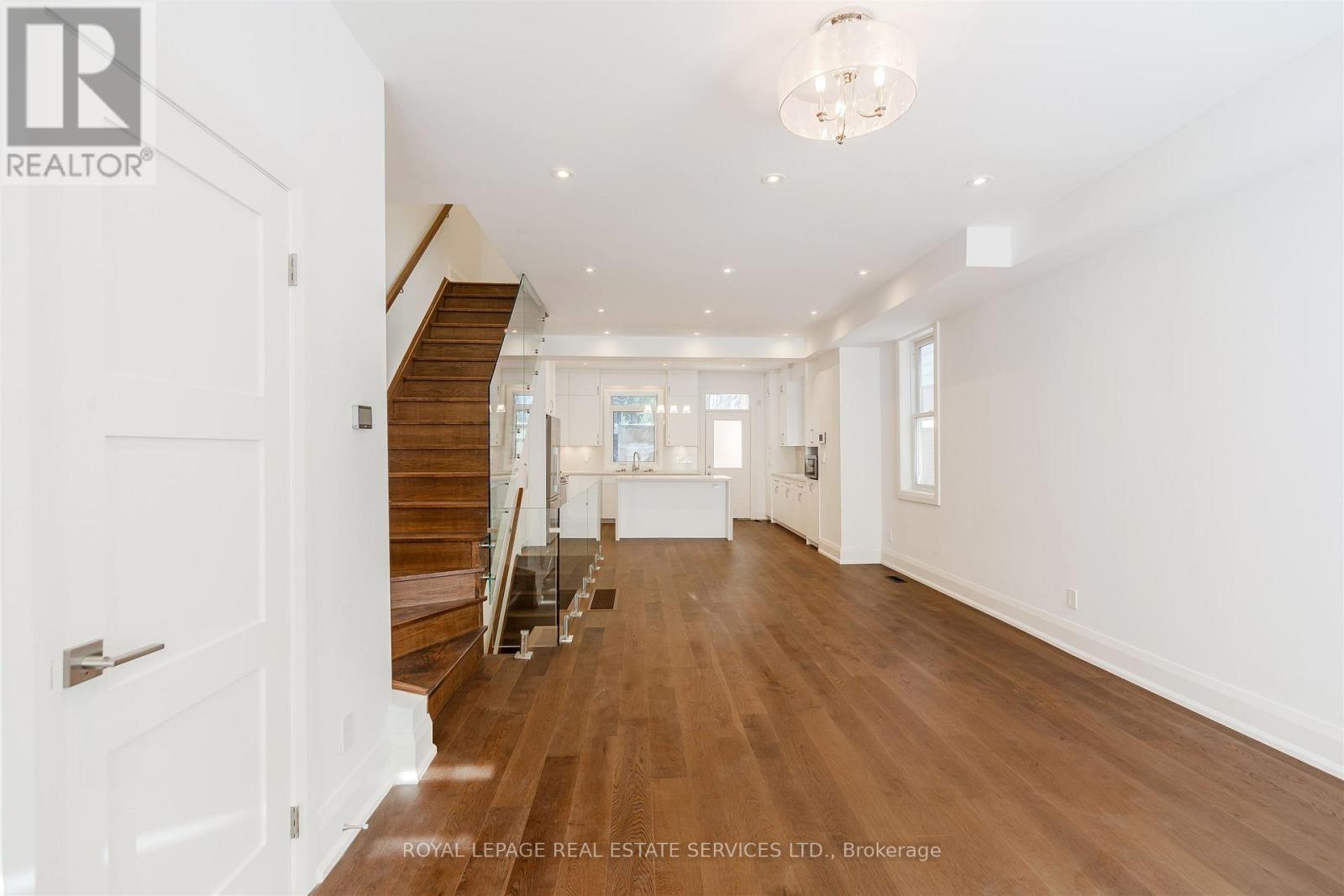 26 Bishop Street, Toronto, Ontario  M5R 1N2 - Photo 8 - C12838180