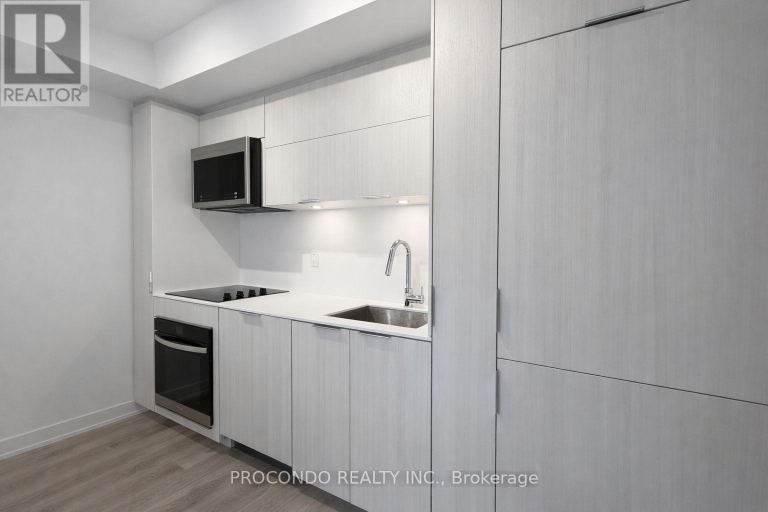 509 - 370 Martha Street, Burlington (Brant), Ontario  L7R 0G9 - Photo 4 - W12859770