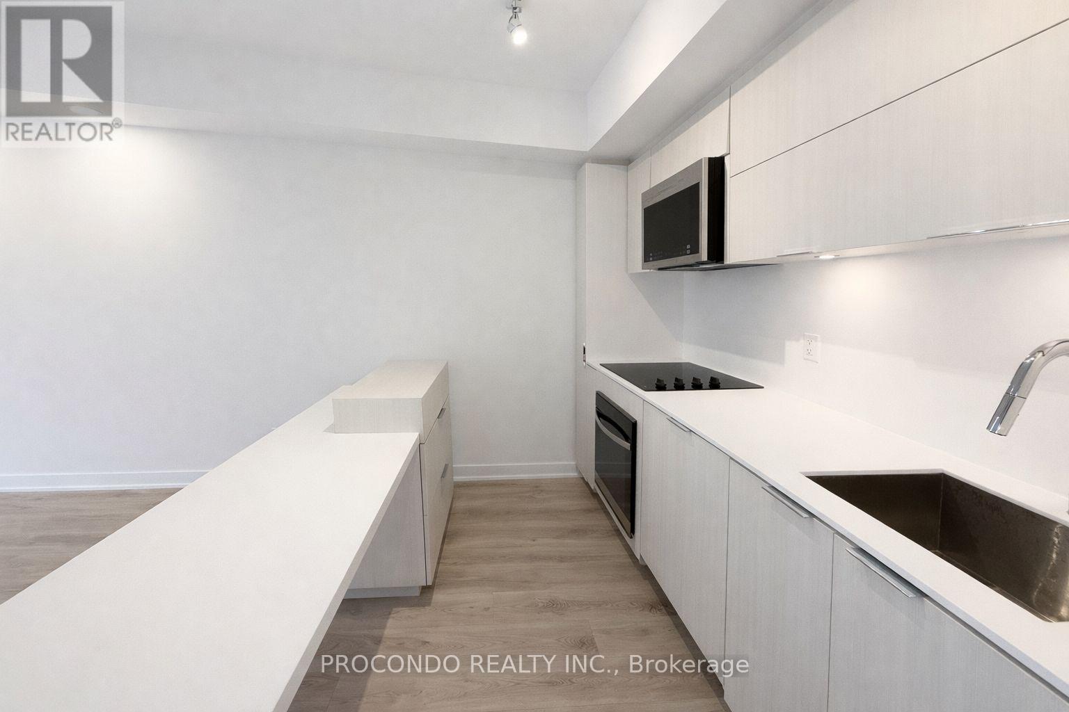 509 - 370 Martha Street, Burlington (Brant), Ontario  L7R 0G9 - Photo 5 - W12859770